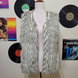 Say What? | Black & Beige Faux Fur Vest